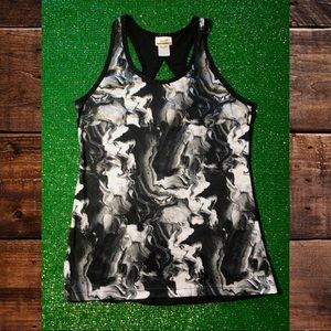 Avia Marble print tank
